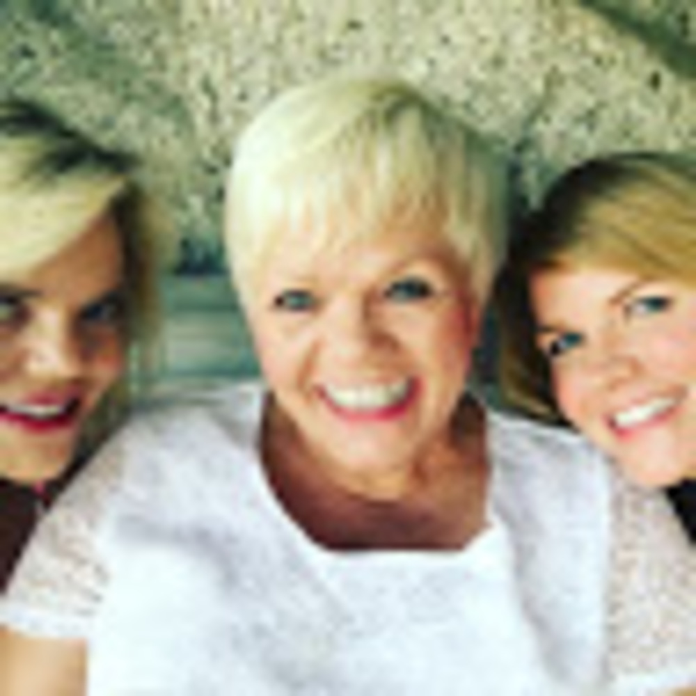 Meet your Posher, Lorrie